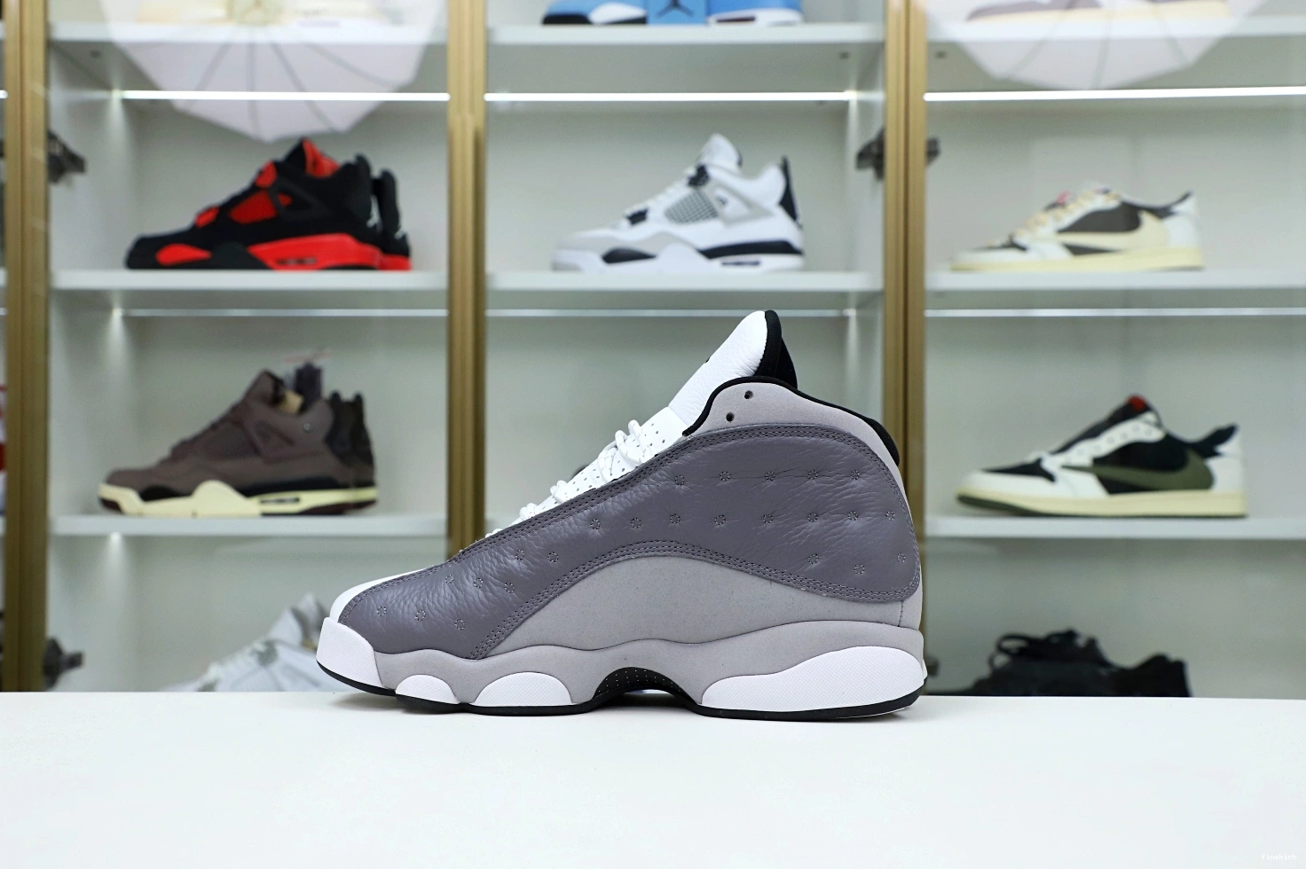 -414571-016 'ATMOSPHERE AIR JORDAN 13 RETRO GREY' 0128